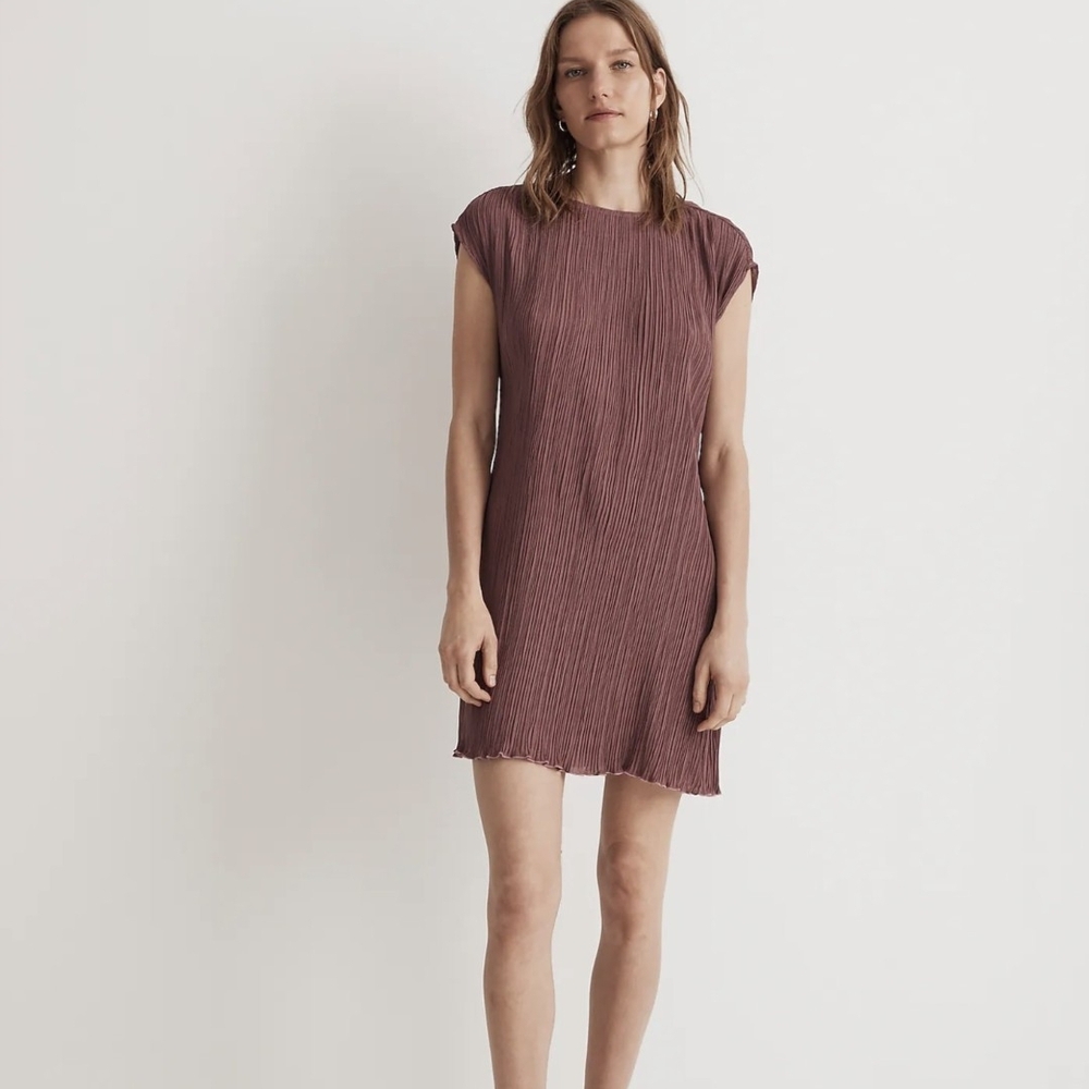 NWOT Madewell Plisse Midi Dress with Cap Sleeves
